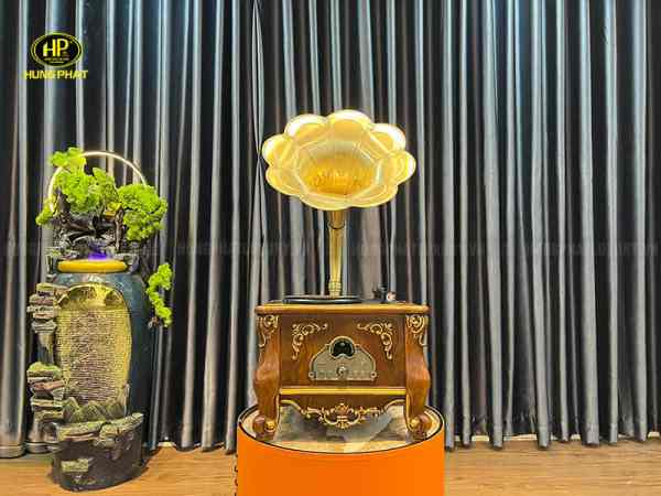 Máy phát nhạc cổ điển L-F1