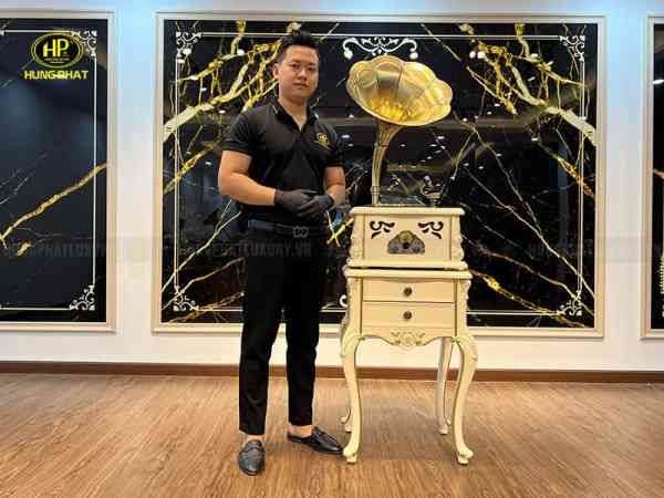 Máy phát nhạc L-A18 có thiết kế tinh tế, tỉ mỉ